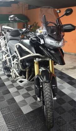 TRIUMPH TIGER 1200 RALLY PRO 